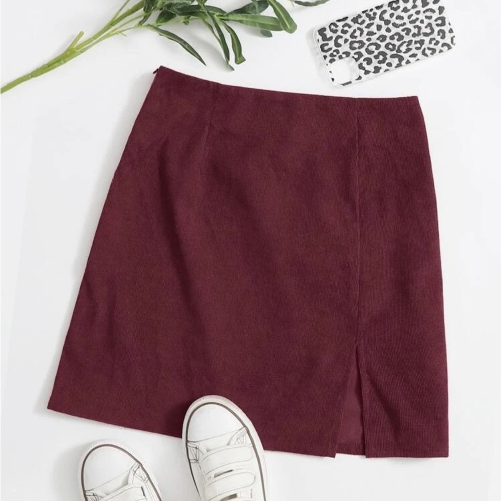 EUC - SHEIN Mini skirt 💜